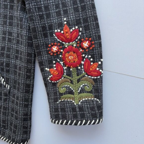 Icelandic Design Women M Wool Art-to-Wear Sweater Jacket Embroidered Cottagecore - Picture 5 of 14